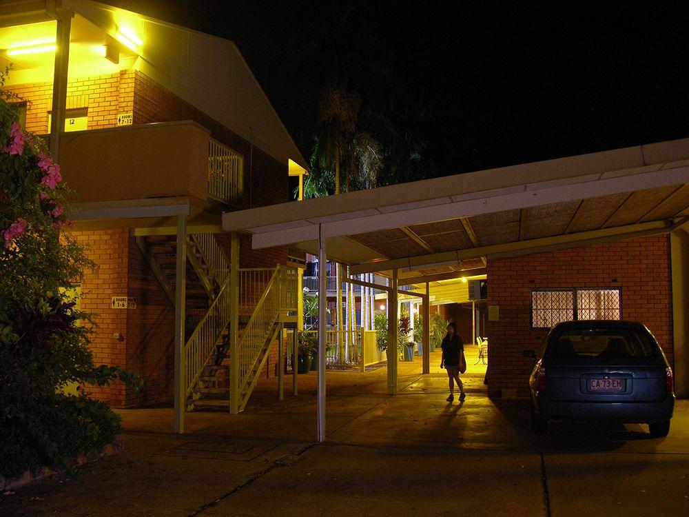 Litchfield Outback Resort Batchelor Esterno foto